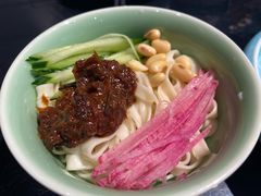 梅飞特色炸酱面-梅飞酒家(桑园路店)