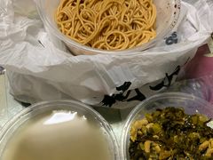 -啊荣馄饨(复旦软件园店)