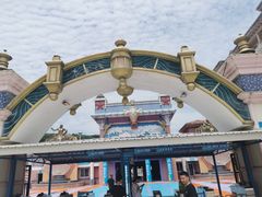 -平湖九龙山乐满地水上乐园