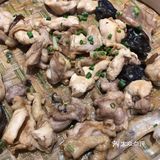 在室内也可以很有夜排挡的感觉✓興囍海鲜大排档