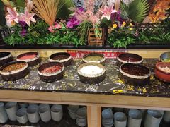 -釜御山海鲜烤肉火锅自助(新城市中心店)