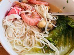 -亚龙湾希尔顿自助餐厅·海鲜·烧烤·沙滩BBQ·现场乐队