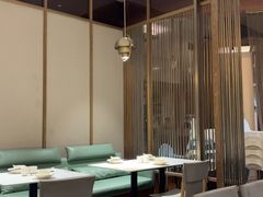 -楚山晓·湖北菜(武汉光谷K11店)
