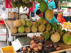-阿龙榴莲摊