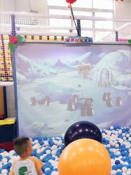 -开心哈乐亲子乐园(东森时尚百货店)