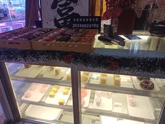 -钱小主·自助回旋烤肉火锅餐厅(东方新天地店)