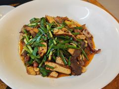 -老鼎万春卤菜(五代传承创始老店)