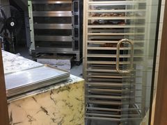 面包甜点陈列柜-WHEAT&BAKER-麥(凯德来福士店)