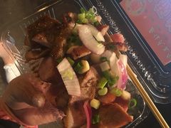 -原住民美食石板烤肉山猪肉