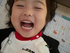 -小门牙好性格托育(北外滩中心)