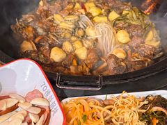 大锅炖菜-70後铁锅炖(坡博总店)