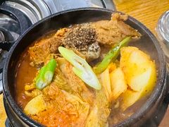 -喇喇排骨火锅·传统韩式脊骨汤(望京西园总店)
