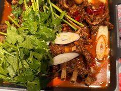 -肥肥虾庄·金牌油焖大虾(杨园滨江时代walk店)