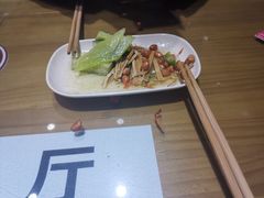 素拼凉菜-天发芽·何记葫芦头泡馍·老字号(小南门店)
