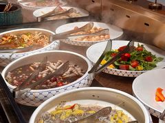 -黑金·寻焰自助百汇·烤肉·火锅(中街店)