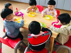 -MuaKids Garden