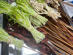 -牛华周记麻辣烫起源店