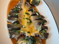 手剁肉饼蒸大黄鱼-炳胜私厨(中达旗舰店)