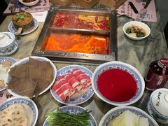 -月满大江火锅(总府路店)