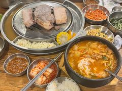-姜虎东白丁韩国烤肉(吉利大厦店)