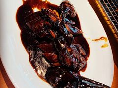 老头儿卤鸭（半只）-老头儿油爆虾·1987杭州烟火味(湖滨银泰in77D区店)