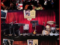 -东岸Cafe 爵士俱乐部
