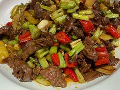 -魏铭鱼头捞饭(晋阳路店)