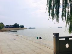 -巴陵广场