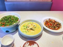 -俏湘厨•地道湘菜(建华南路店)