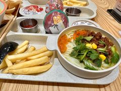 -匠本米所·炸酱米线·潮汕小食(万象食家店)