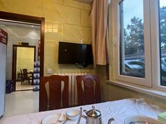 -宾朋海鲜特色美食餐厅·纯手工鲅鱼水饺(兴海路店)