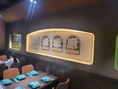 -曼听小寨海鲜烧烤·大连辣炒大王(盖州街店)