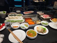 -海底捞火锅智慧餐厅(中骏世界城店)