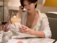 粉色RORO-théATRE 茶聚场(王府中環店)