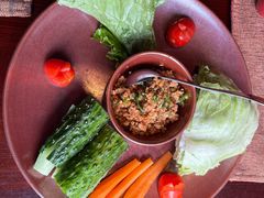 傣族生菜包肉-花马天堂云南餐厅 Lost Heaven(外滩店)