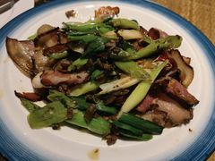 -渝信川菜 · 川味家常菜(长安店)