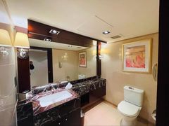 -上海波特曼丽思卡尔顿酒店