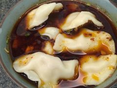 酸辣水饺-春阳水饺(香槟广场店)