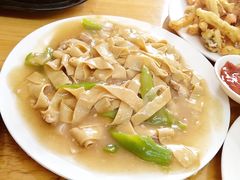 青椒炖豆腐皮-贤花饭店(城阳店)