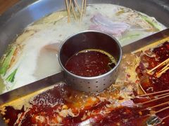 -佬土鹅肠火锅(解放路店)