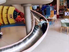 -KIDults童伴儿亲子餐厅(达美中心广场店)