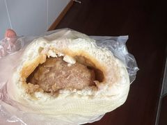 -白玉兰食品(中山公园龙之梦店)