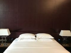 -广州天河希尔顿酒店