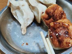 -黄阿姨锅贴大王(万航渡路店)