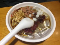 玫瑰汤圆冰粉-蓉李记成都名小吃(二七万达店)