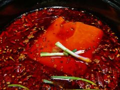 -两三事小郡肝串串香火锅(桂庙店)