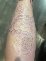 -鳌首刺青纹身 穿孔饰品店