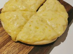 榴莲厚芝士披萨-秀儿家の小确幸融合西餐厅(万达店)