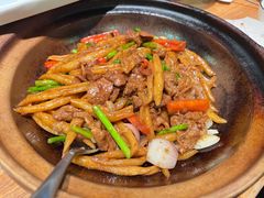肉汁焗剪刀面-壹零捌道·北京烤鸭(车公庄店)