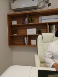 -Dr·ACNE痘院长皮肤管理祛痘连锁